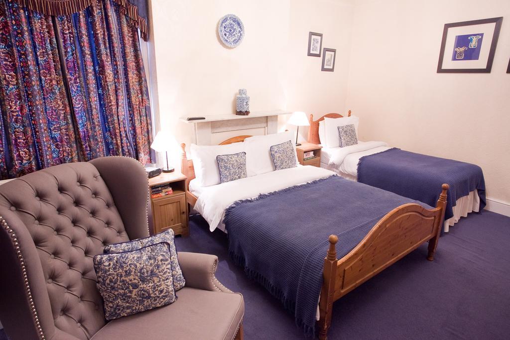 Langton House Bed and Breakfast Eton Kamer foto